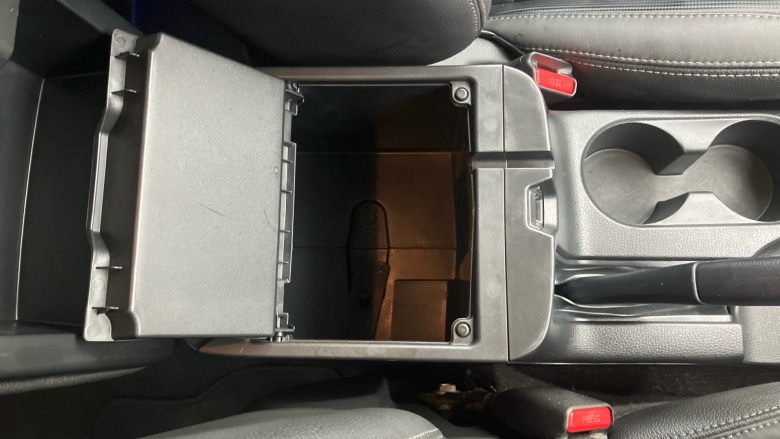 Mitsubishi L200 Lwb Lb Diesel Double Cab DI-D 178 Barbarian 4WD Auto